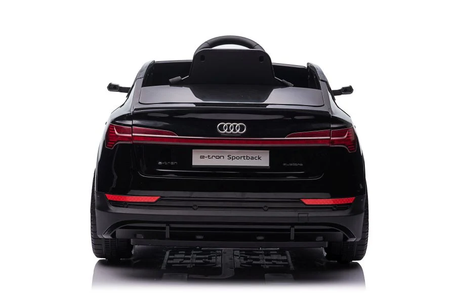 Licencirani auto na akumulator Audi E- Tron QLS-6688 4x4 - crni