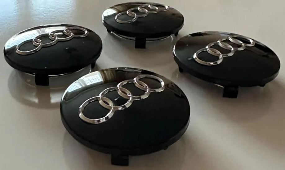 AUDI CRNI čepovi za felge 68mm (4 kom)