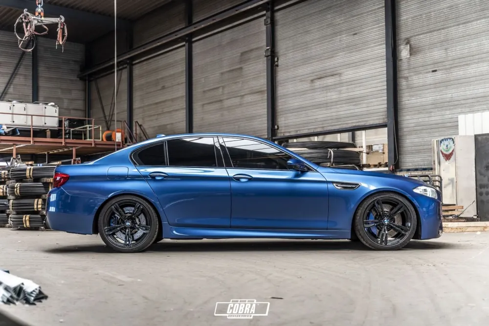 Cobra ovjesni spuštajući opruge BMW M5 F10 Sedan -30/-20mm
