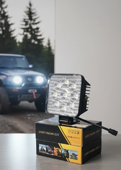LED Radni Reflektor Kvadratni 27W 9-36V Dodatno Svetlo
