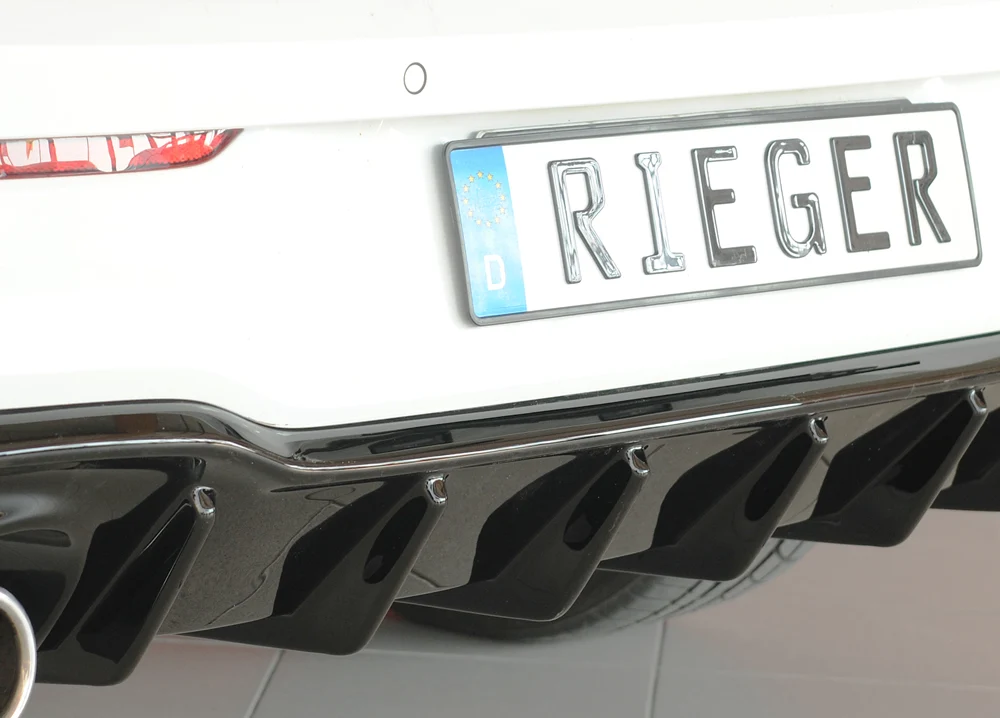 Rieger difuzor VW Golf MK8 GTI 2020+ - visokosjajna crna