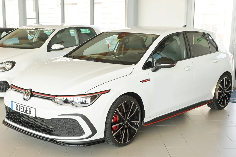 Rieger prednji splitter VW Golf MK8 GTI 2020+ - visokosjajna crna