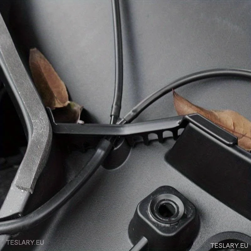 Tesla Model y Filter za otpad