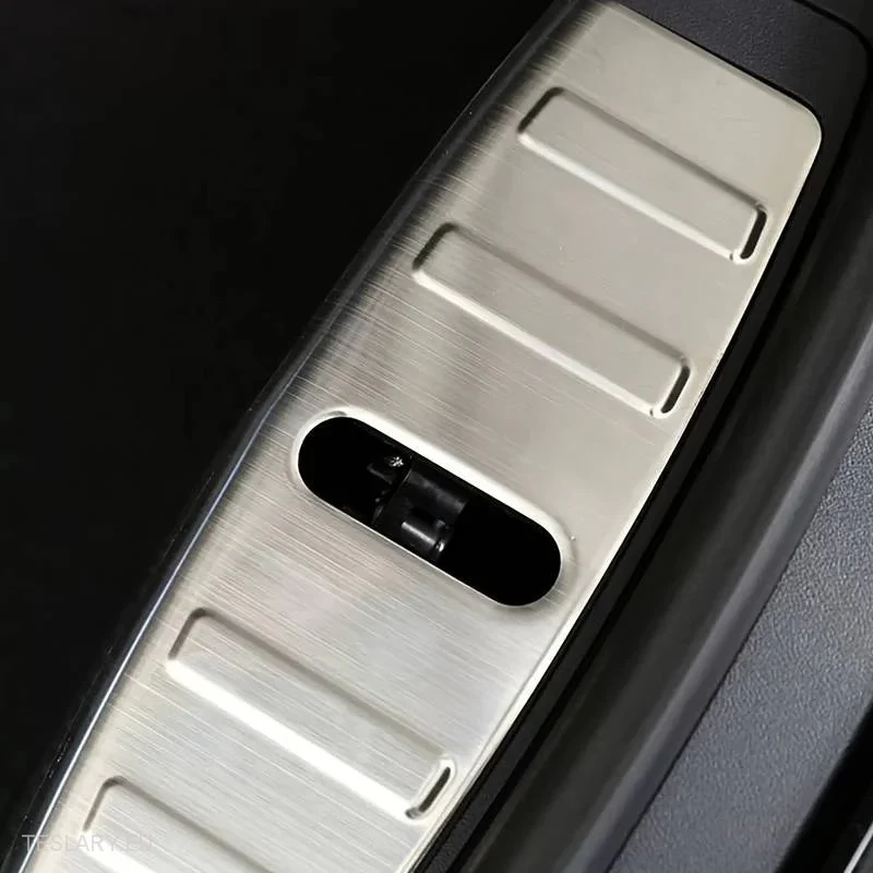 Tesla Model 3 zaštitnik brave od nehrđajućeg čelika