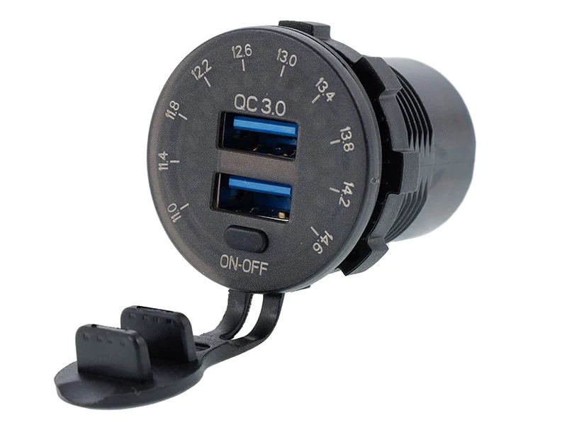 Ugrađeni USB QC3.0 punjač + USB 6 s prekidačem