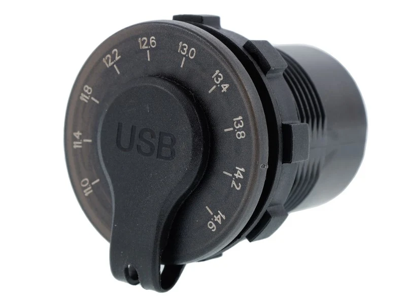 Ugrađeni USB QC3.0 punjač + USB 6 s prekidačem