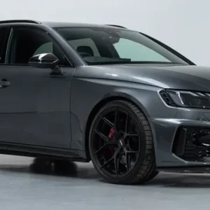 Urban Automotive karbonski prednji splitter Audi RS4 B9.5