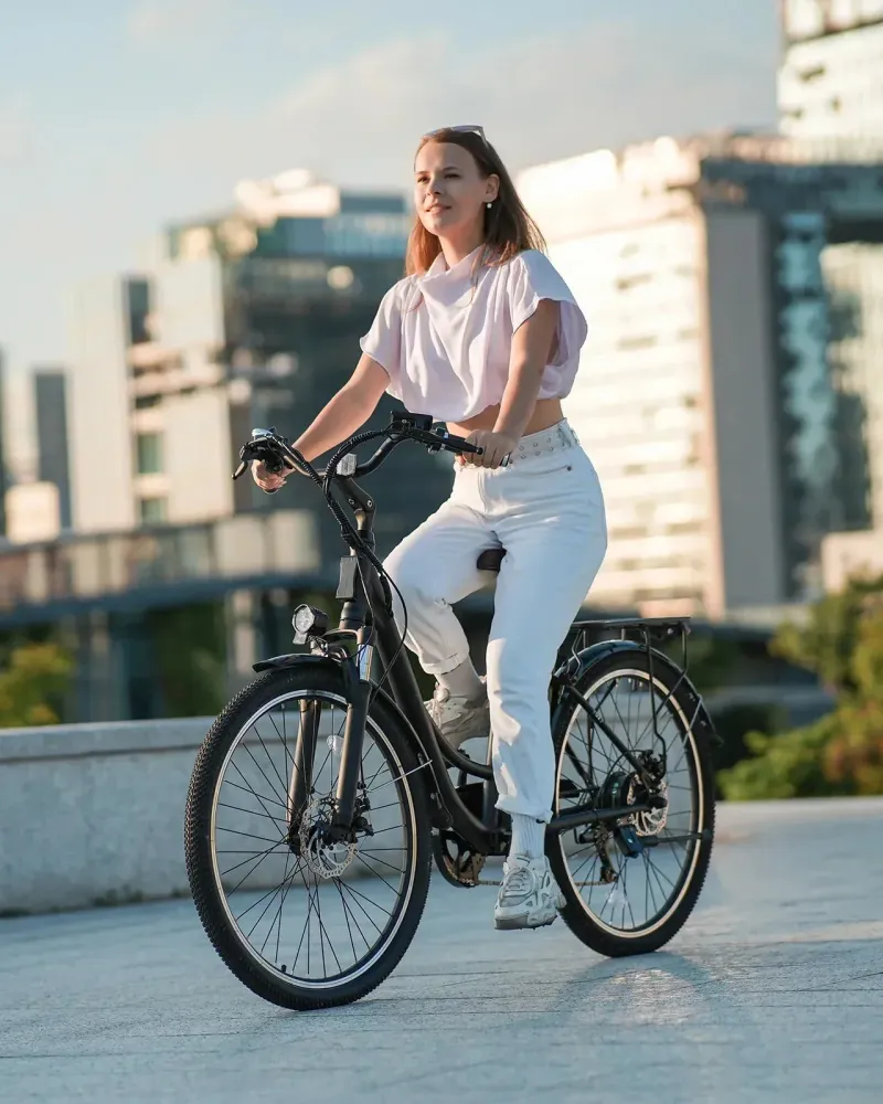 U2 Commuter električni bicikl - gradski električni bicikl, motor od 500 W, domet 55 km CE Ovjereno