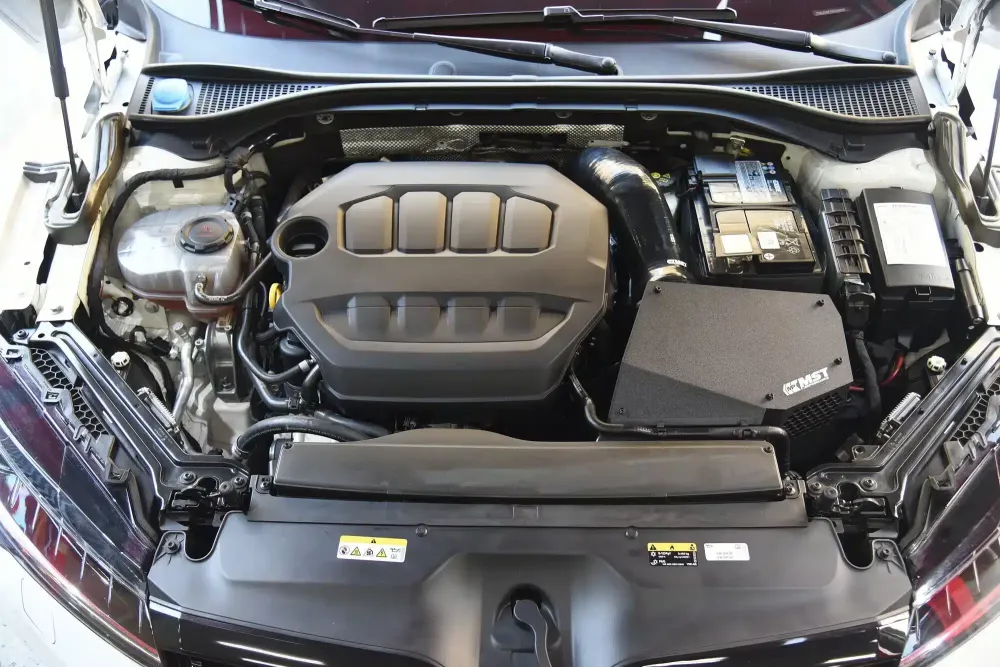 MST Performance komplet usisnog zraka za VW Golf MK8 R, GTI Clubsport, Audi S3 8Y i dr.