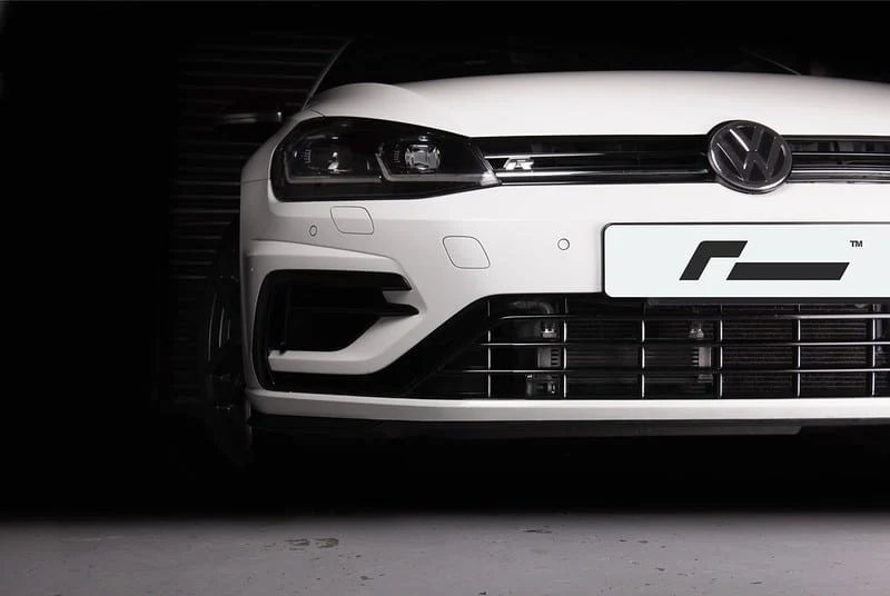 RacingLine hladnjak ulja MQB 2.0TSI VW Golf 7/8 GTI/R, Leon Cupra, A3/S3 8V/8Y i dr.