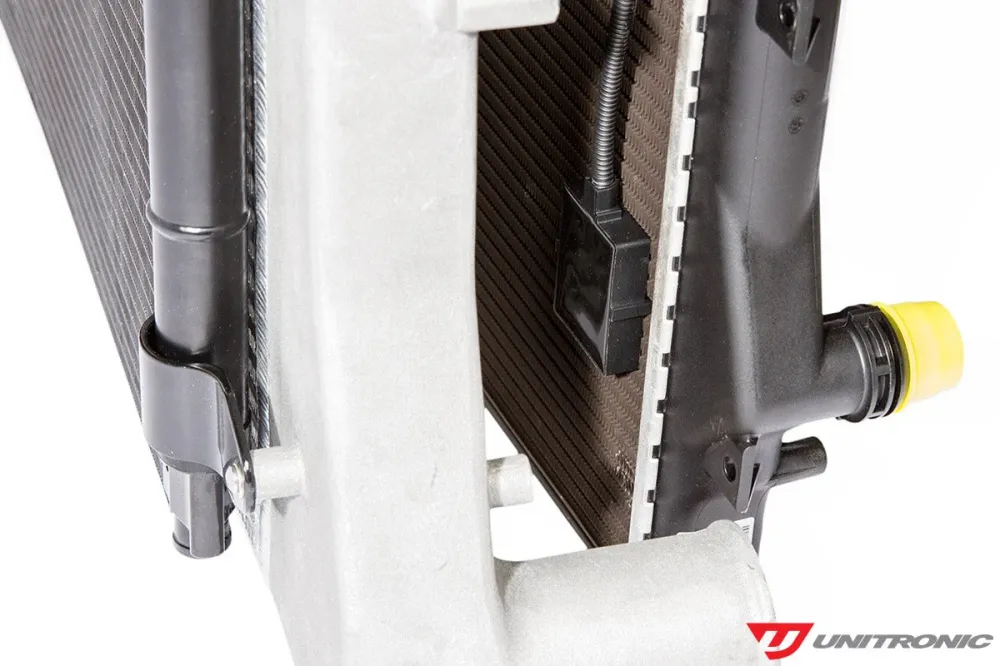 Unitronic komplet prednjeg intercoolera 2.0TFSI AWD