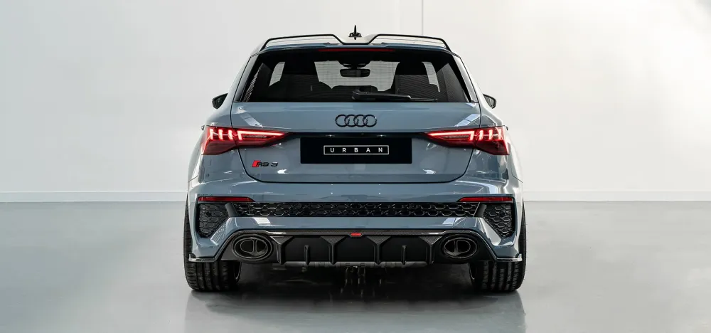 Urban Automotive komplet karbonskih dijelova za Audi RS3 8Y Hatchback